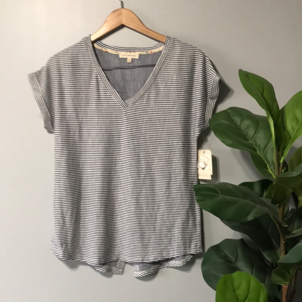 Retrology striped short sleeve women’s top NWOT